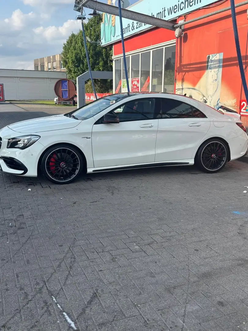 Mercedes-Benz CLA 45 AMG 4Matic Speedshift DCT 7G Weiß - 2