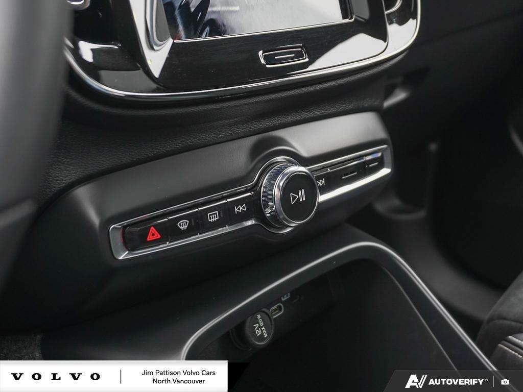2024 Volvo XC40 Plus - HOV Access! thumb 22