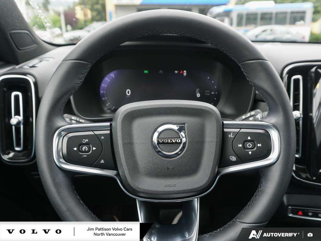 2024 Volvo XC40 Plus - HOV Access! thumb 17