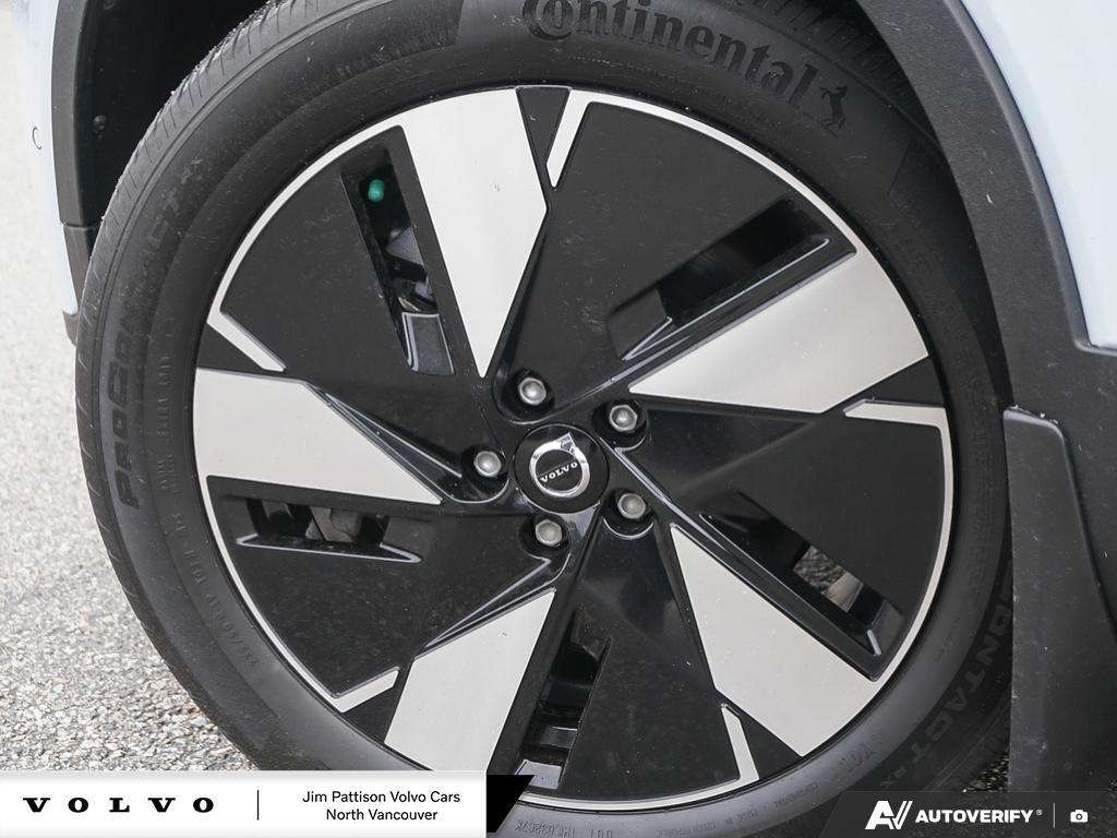 2024 Volvo XC40 Plus - HOV Access! thumb 6