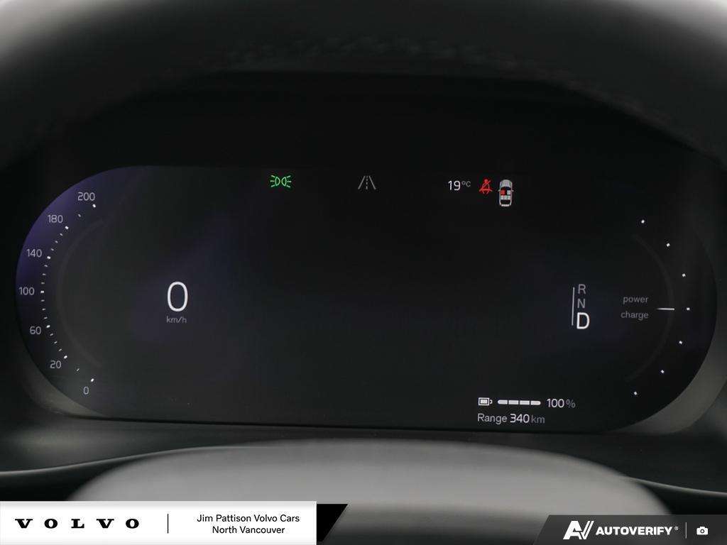 2024 Volvo XC40 Plus - HOV Access! thumb 18