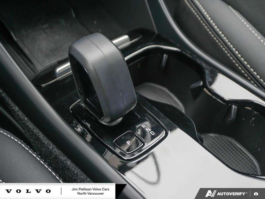2024 Volvo XC40 Plus - HOV Access! thumb 23