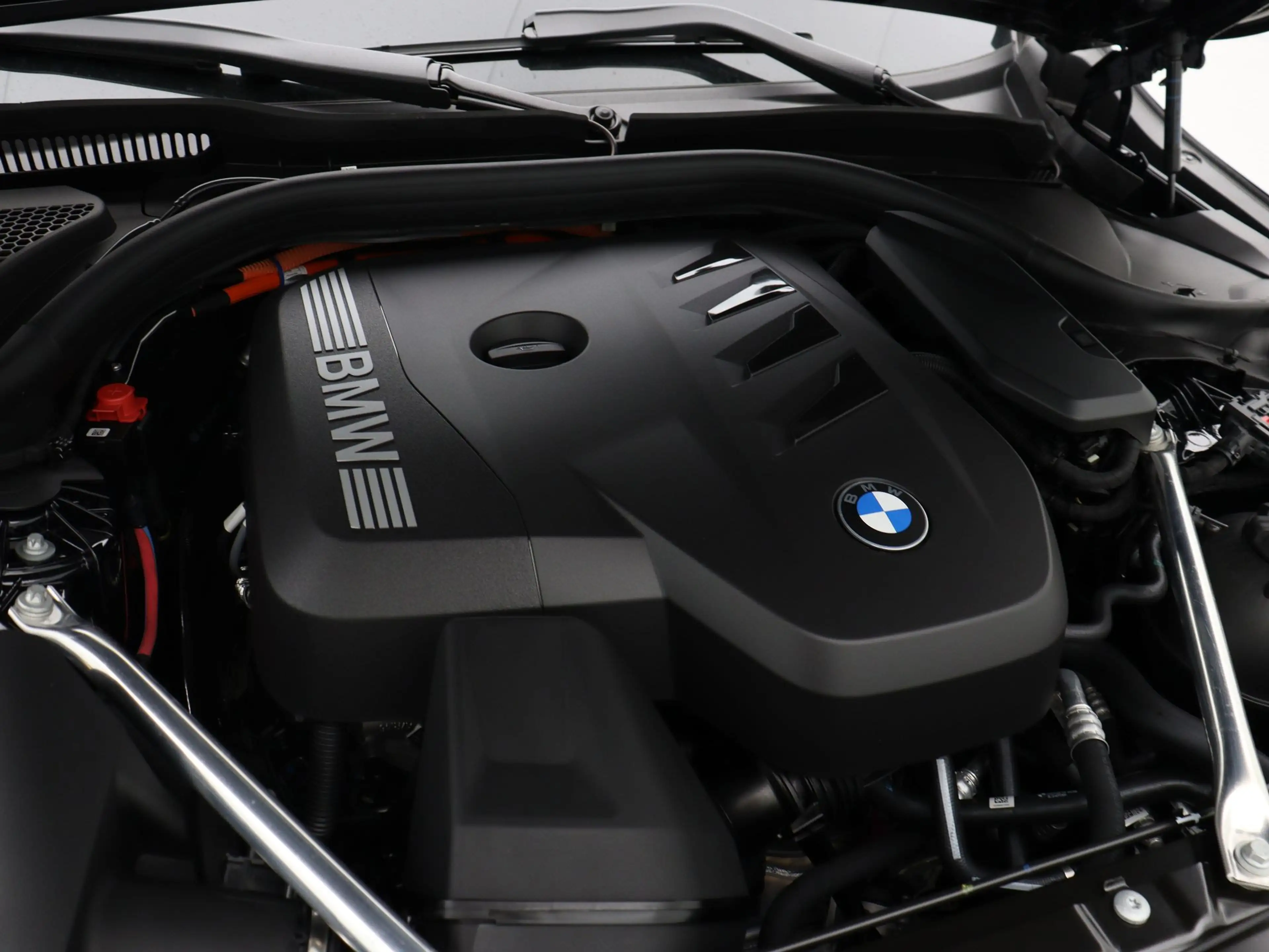 BMW 530 5 serie Touring 530e M Sport Pro — photo 4