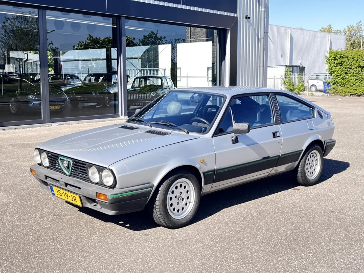 Alfa Romeo Sprint 1.5 Quadrifoglio Verde Grau - 2