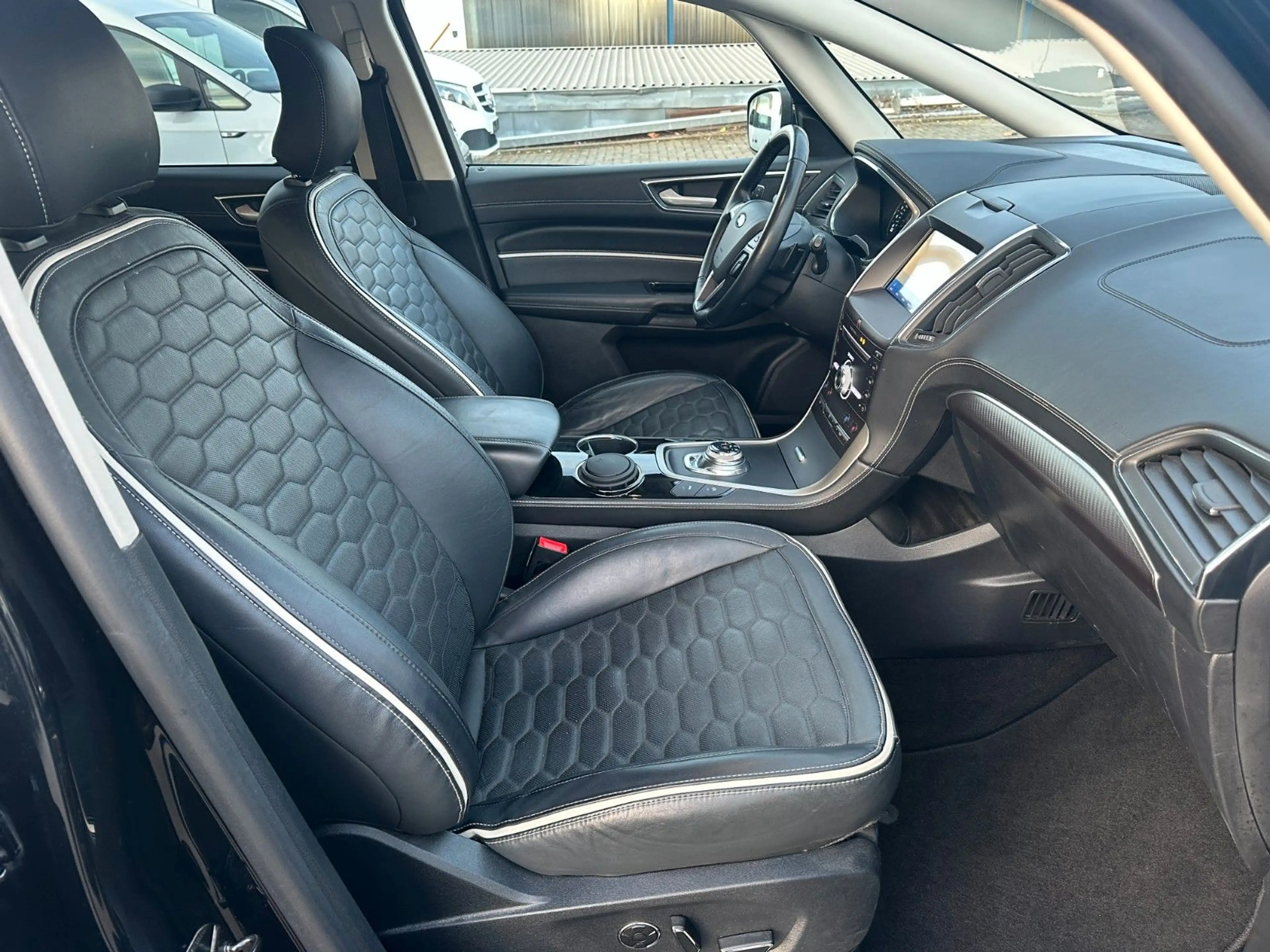 Ford S-Max S-MAX Vignale* 7 Sitzer* — photo 14
