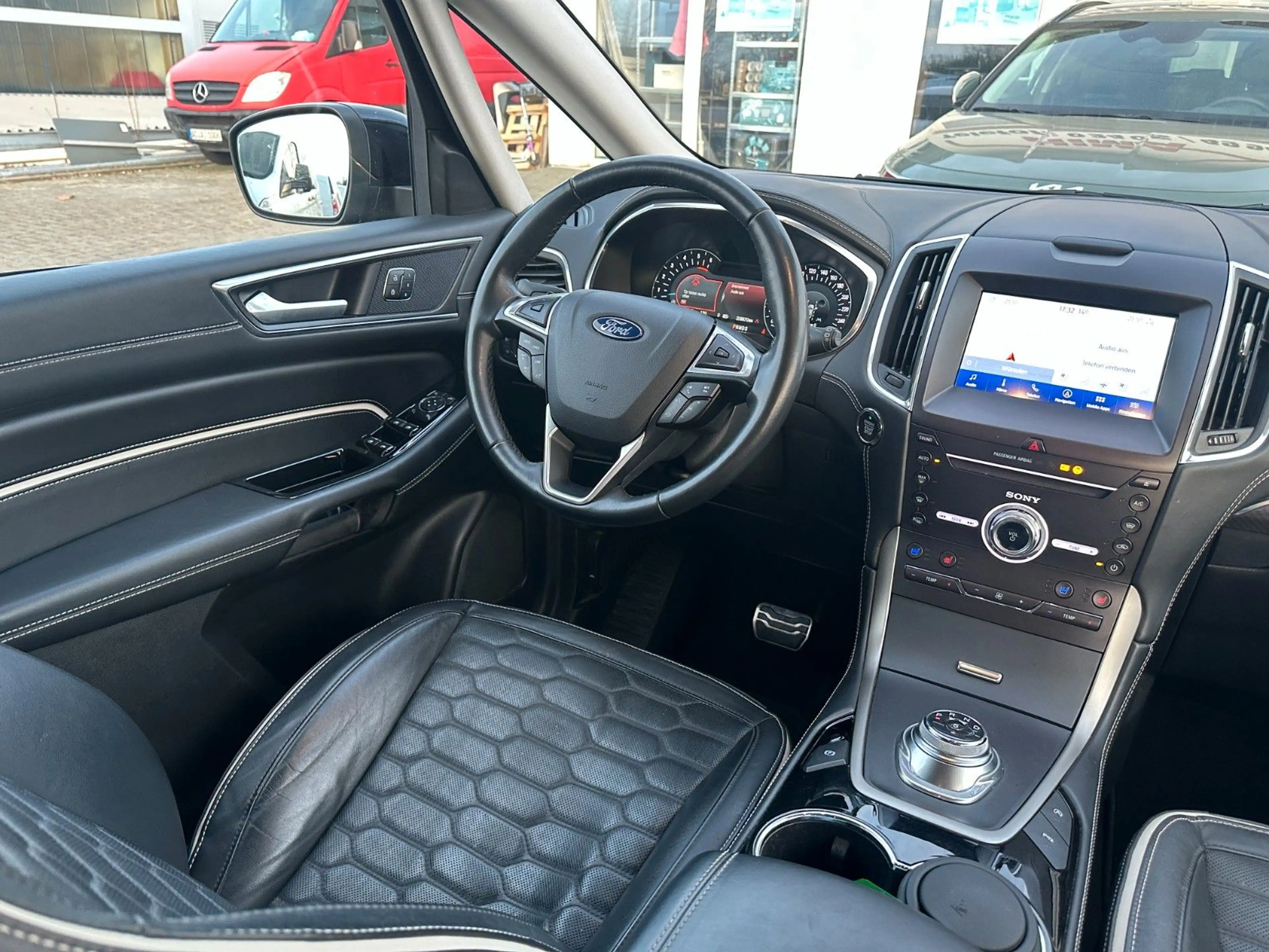 Ford S-Max S-MAX Vignale* 7 Sitzer* — photo 13