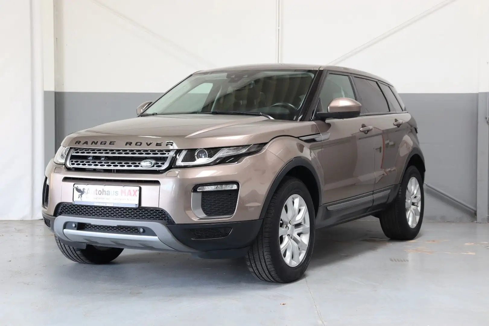 Land Rover Range Rover Evoque SE~Navi~SZH~Tempomat~Panorama - 1