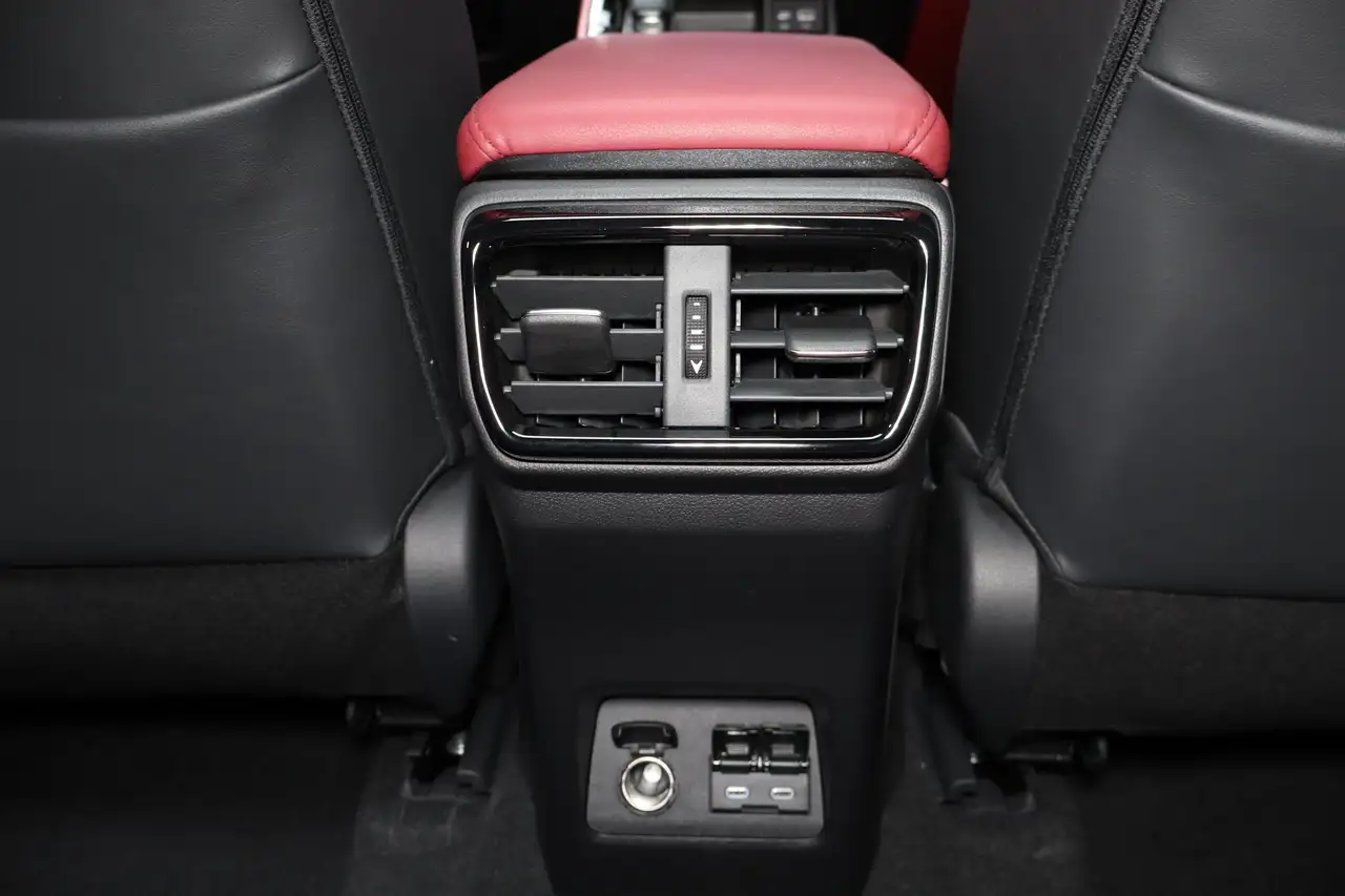 Lexus NX photo Lexus NX