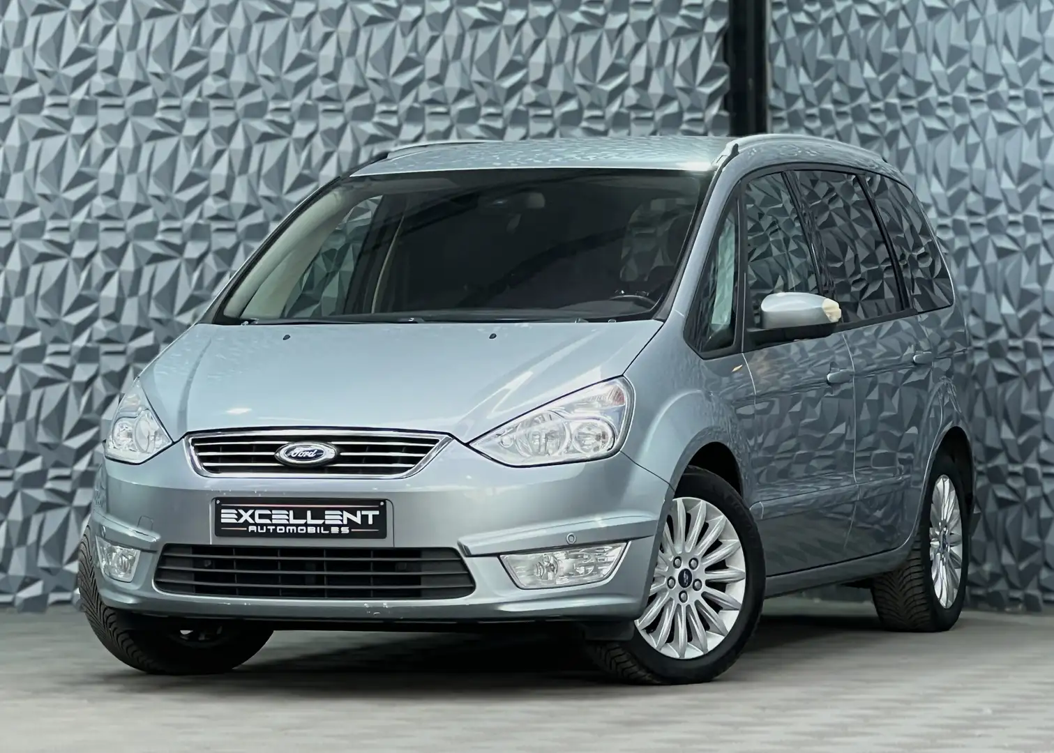 Ford Galaxy 2.0 TDCi*7 PLACE*GPS*BLUETOOTH*PDC*AIRCO*GARANTIE Gris - 1