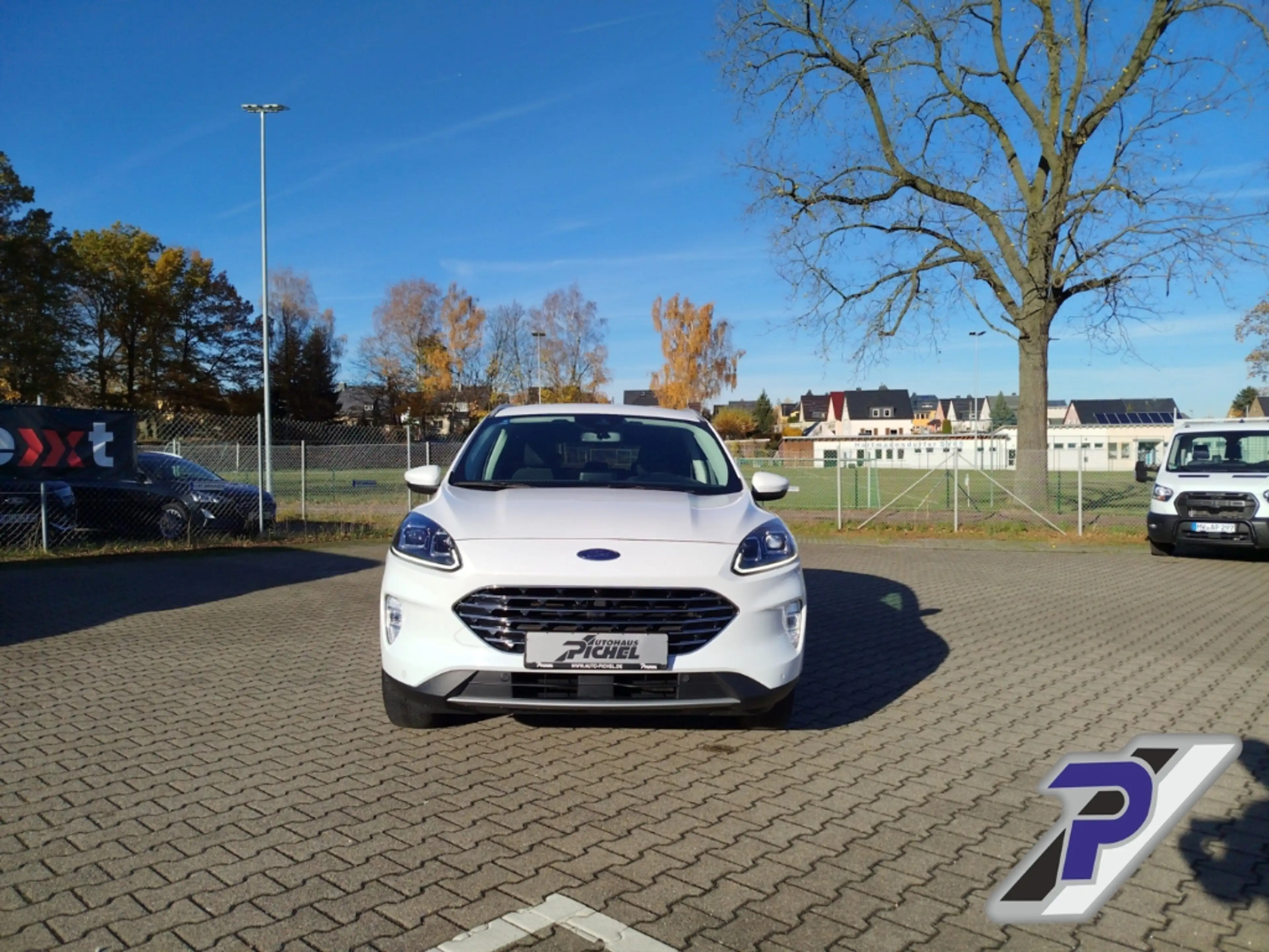Ford Kuga PHEV Titanium WINTER TECHNOLOGIE NAVI RÜCKFAHRKAME — photo 9