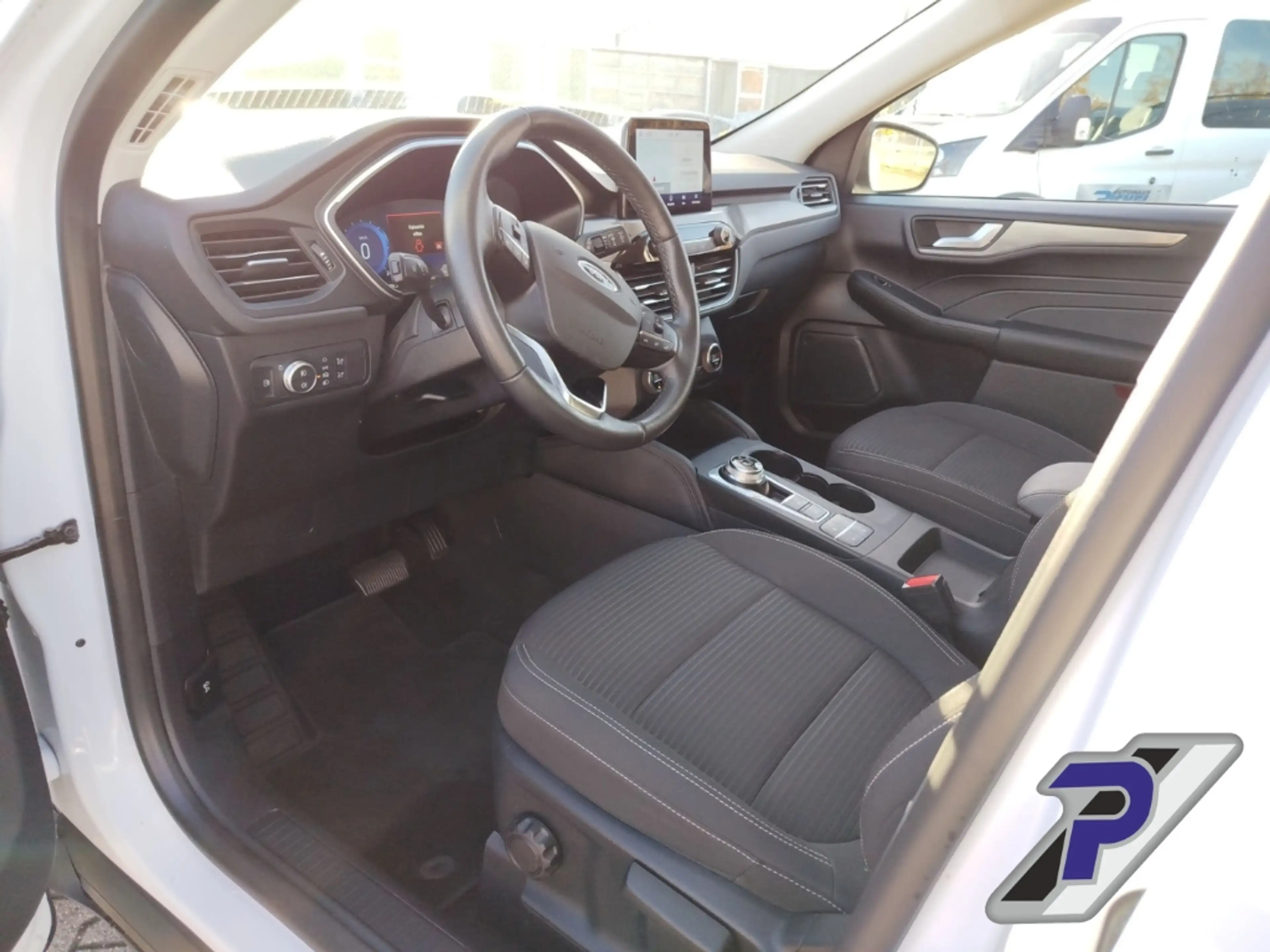 Ford Kuga PHEV Titanium WINTER TECHNOLOGIE NAVI RÜCKFAHRKAME — photo 13