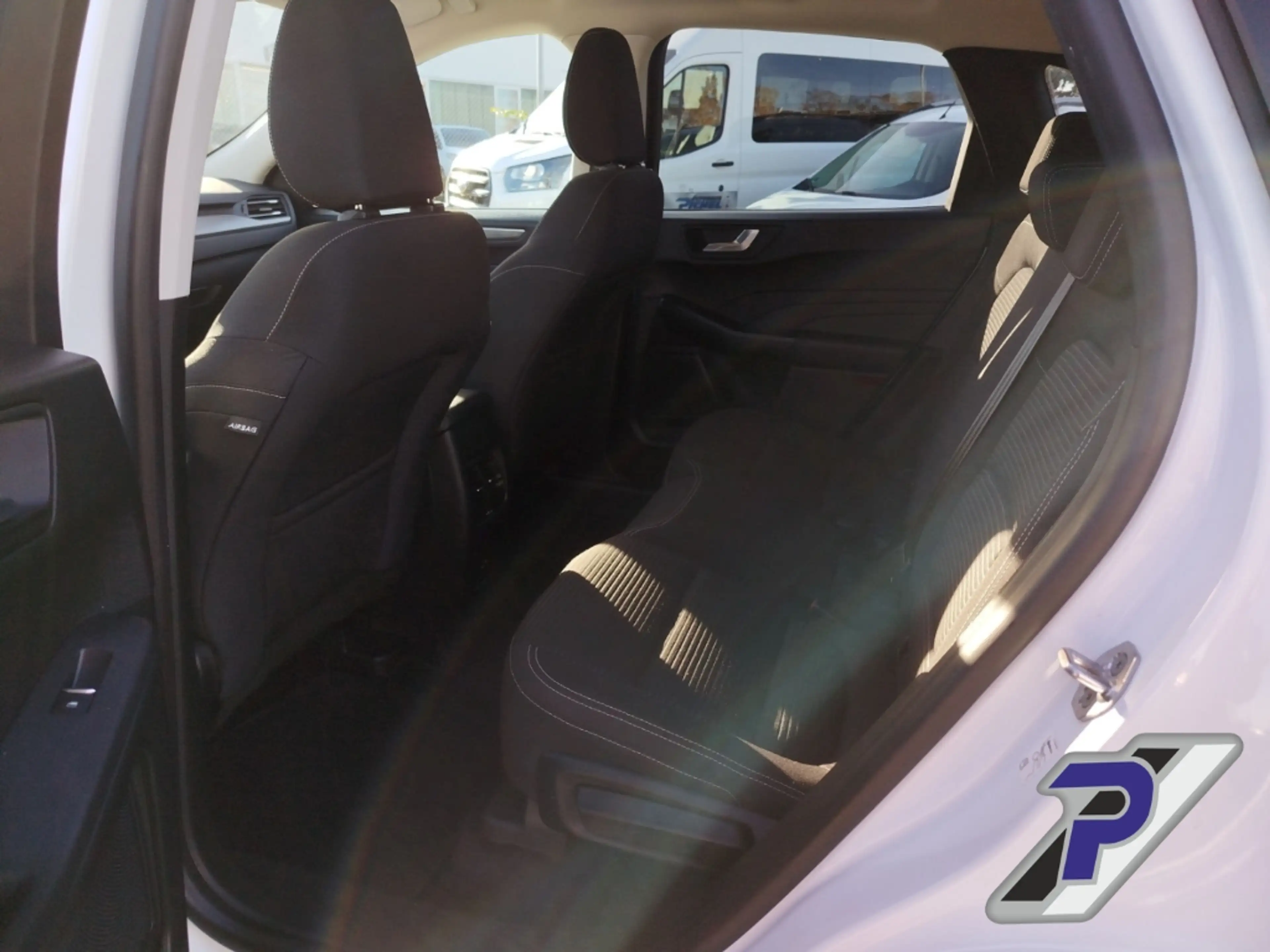 Ford Kuga PHEV Titanium WINTER TECHNOLOGIE NAVI RÜCKFAHRKAME — photo 14