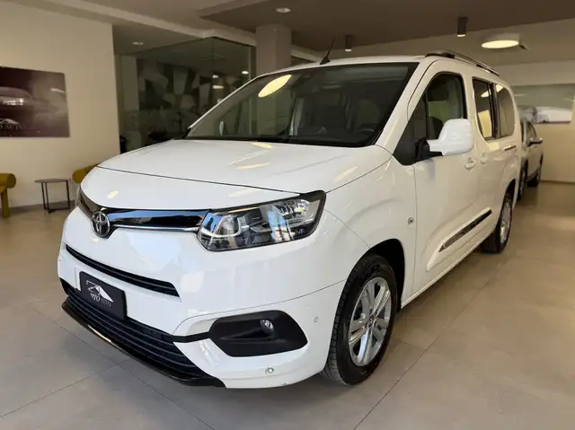 Toyota Proace City