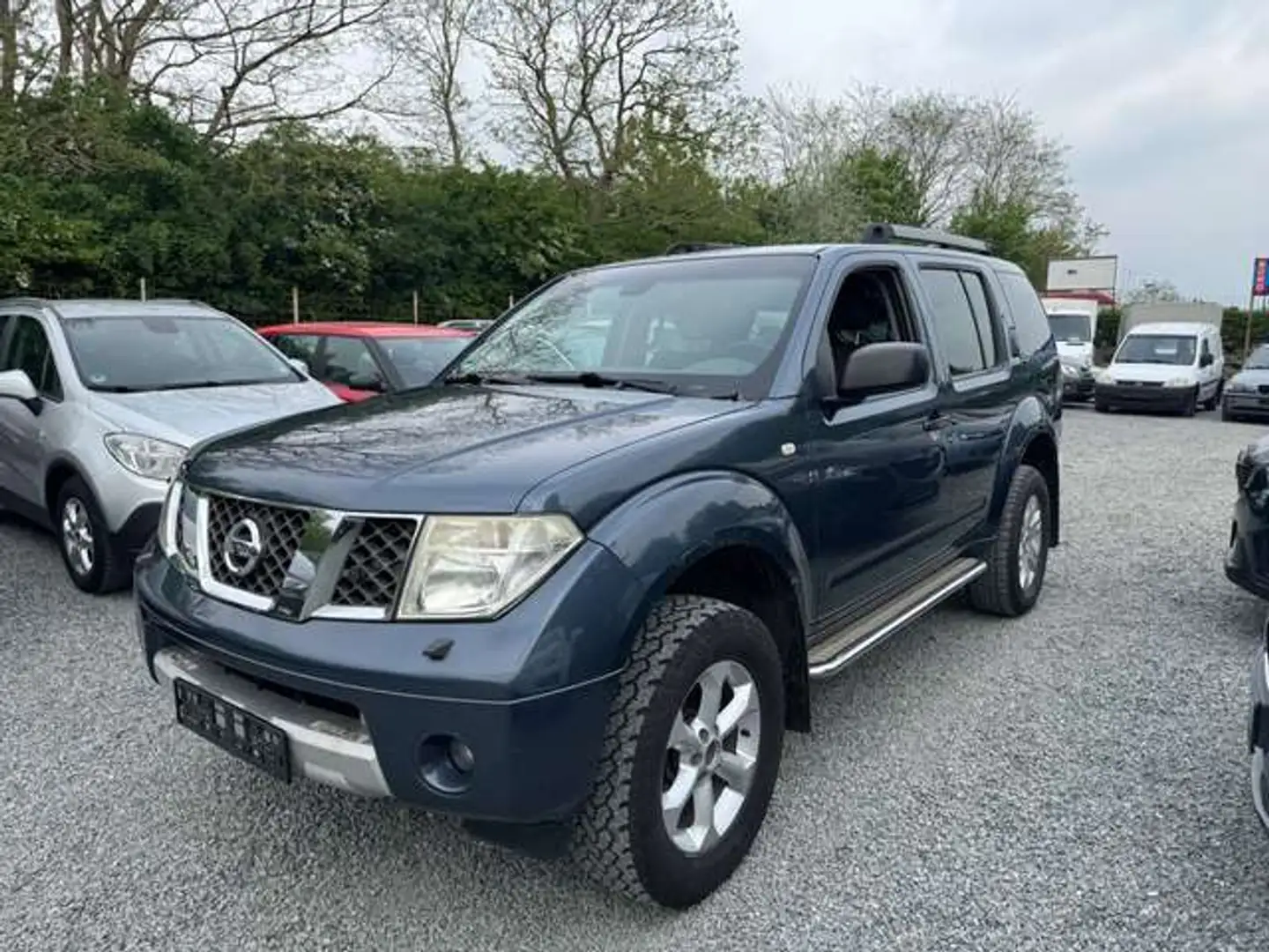Nissan Pathfinder 2.5 dCi Elegance*4x4*Guten Zustand Argintiu - 2