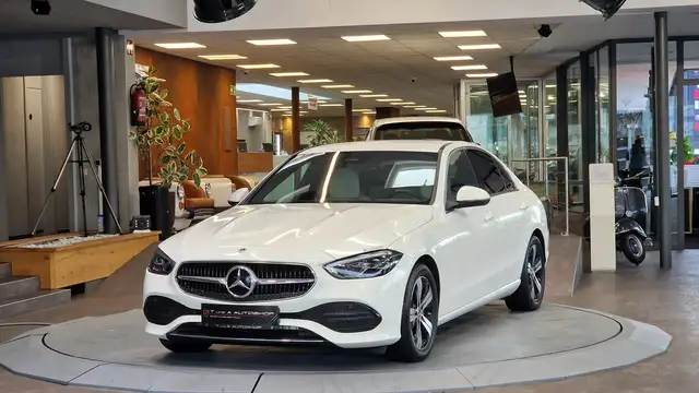 Mercedes-Benz C 220 C 220d 4-Matic 1-Hand Aut. *Digital-Tacho*Kamera*A