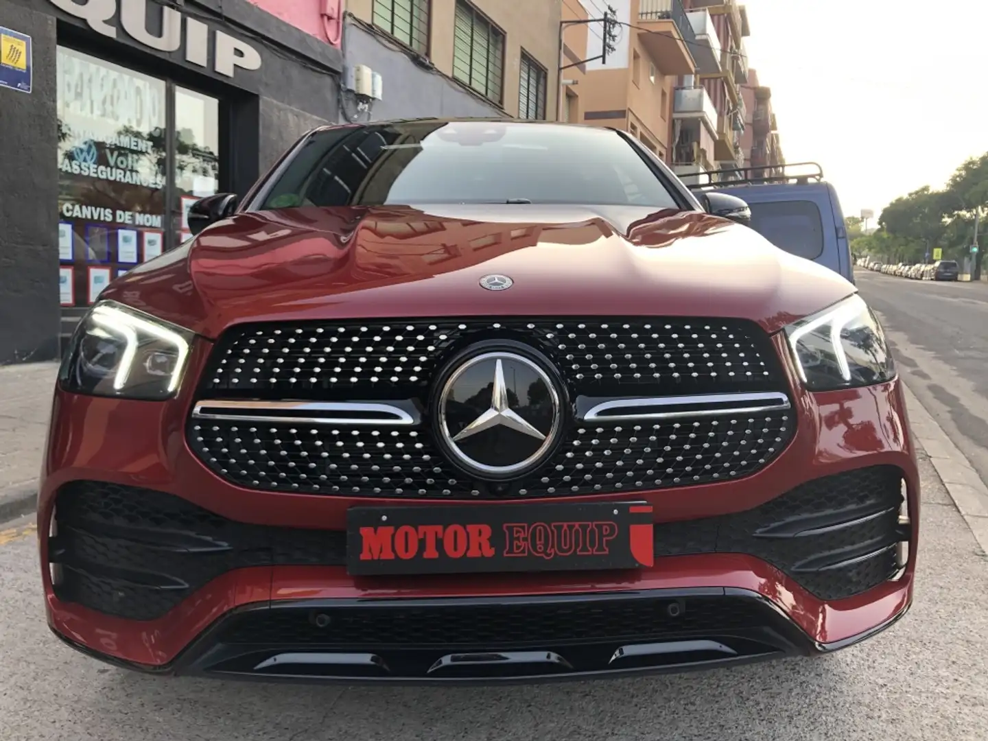 Mercedes-Benz GLE 400 Coupé 400d 4Matic Aut. Rojo - 2