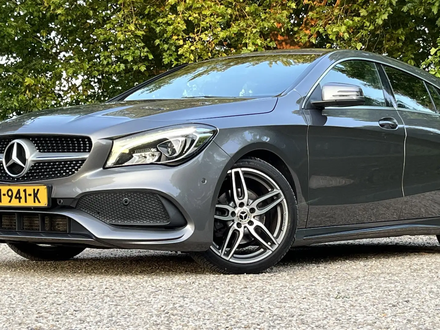 Mercedes-Benz CLA 180 AMG Line Grigio - 2