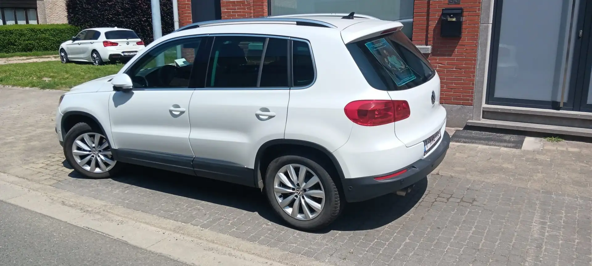 Volkswagen Tiguan 1.4 TSI BlueMotion Technology Sport & Style - 2