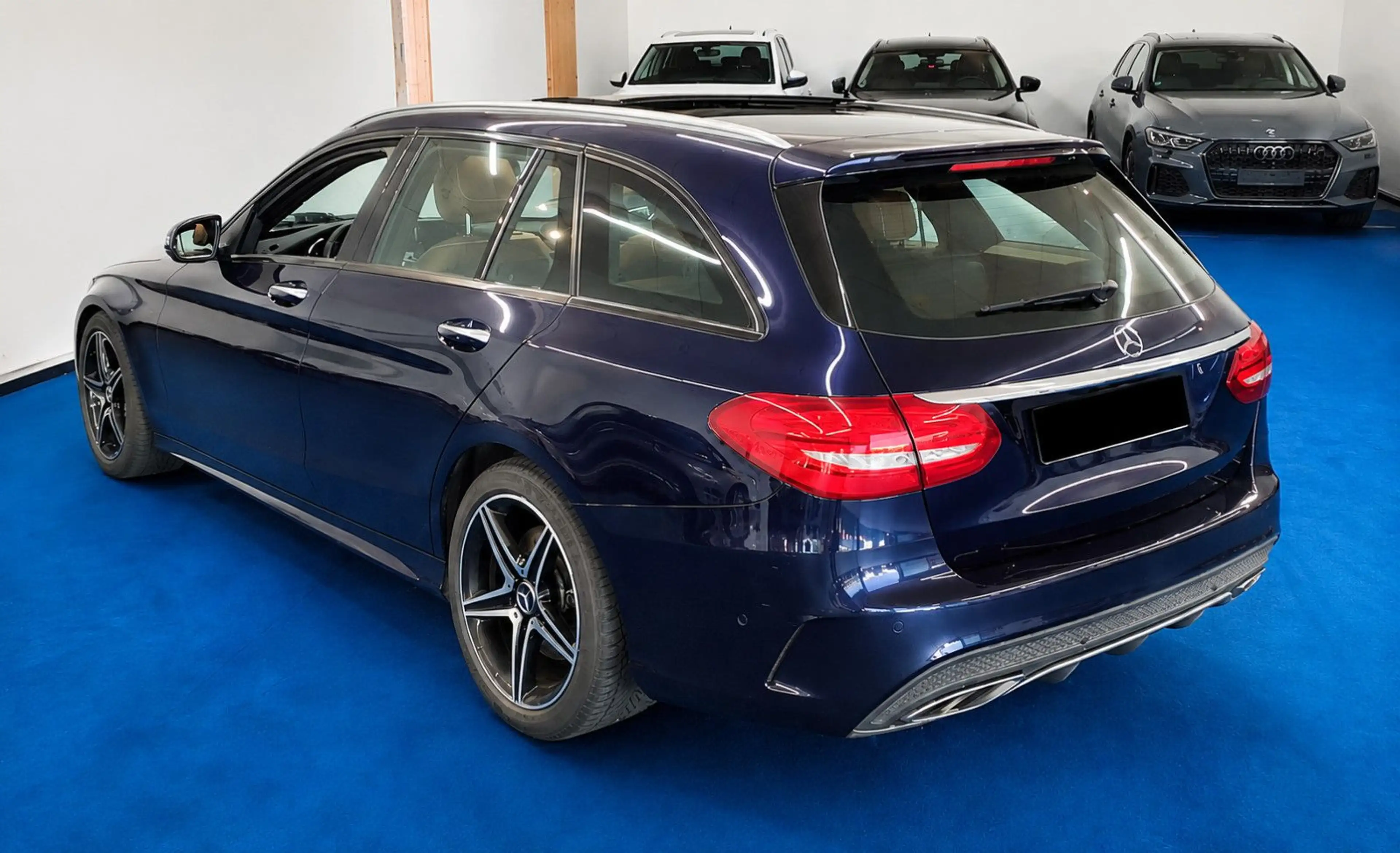 Mercedes-Benz C 43 AMG 4MATIC T Autom. Pano Manufaktur Unfallfrei — photo 4