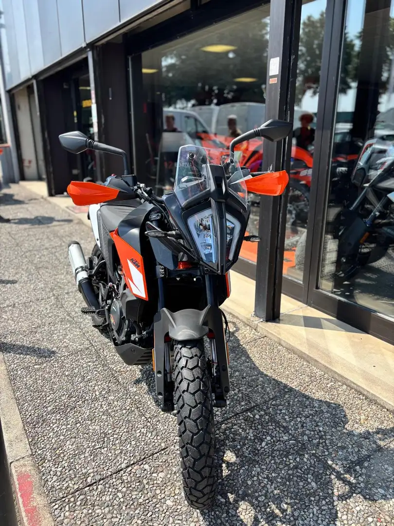KTM 390 Adventure Orange - 2
