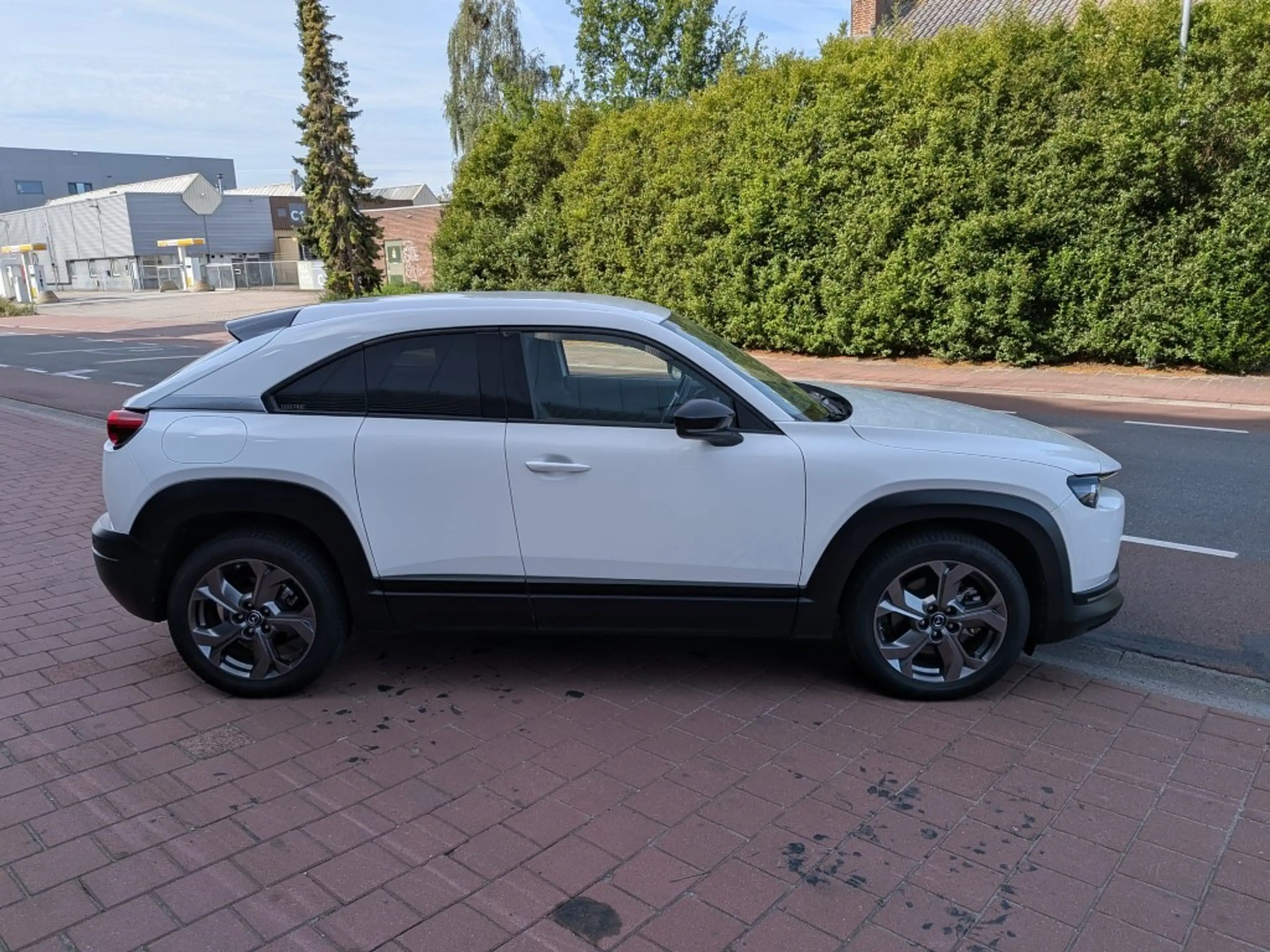 Mazda MX-30 e-SkyActiv 145 First Edition 36 kWh — photo 6