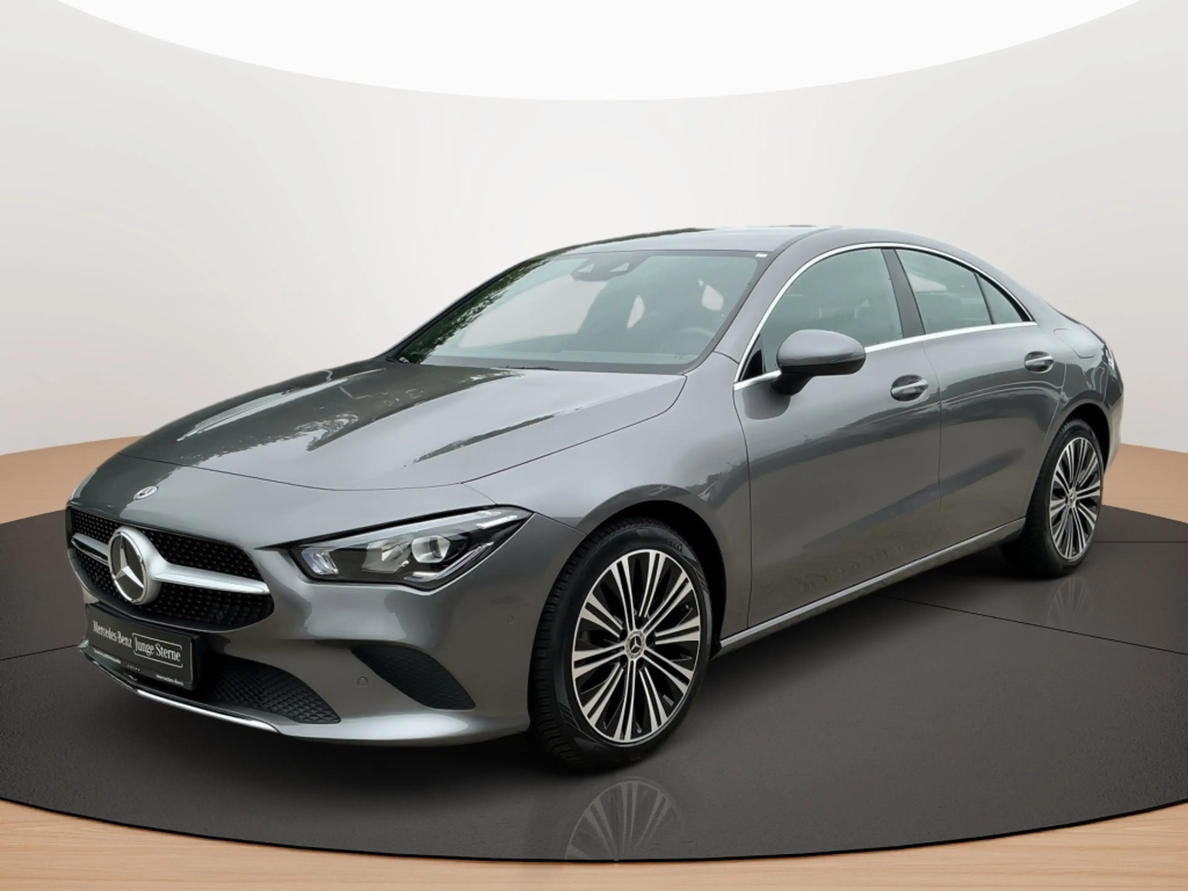 Mercedes-Benz CLA 180 Coupé PROGRESSIVE SPUR PDC SHZ — photo 2