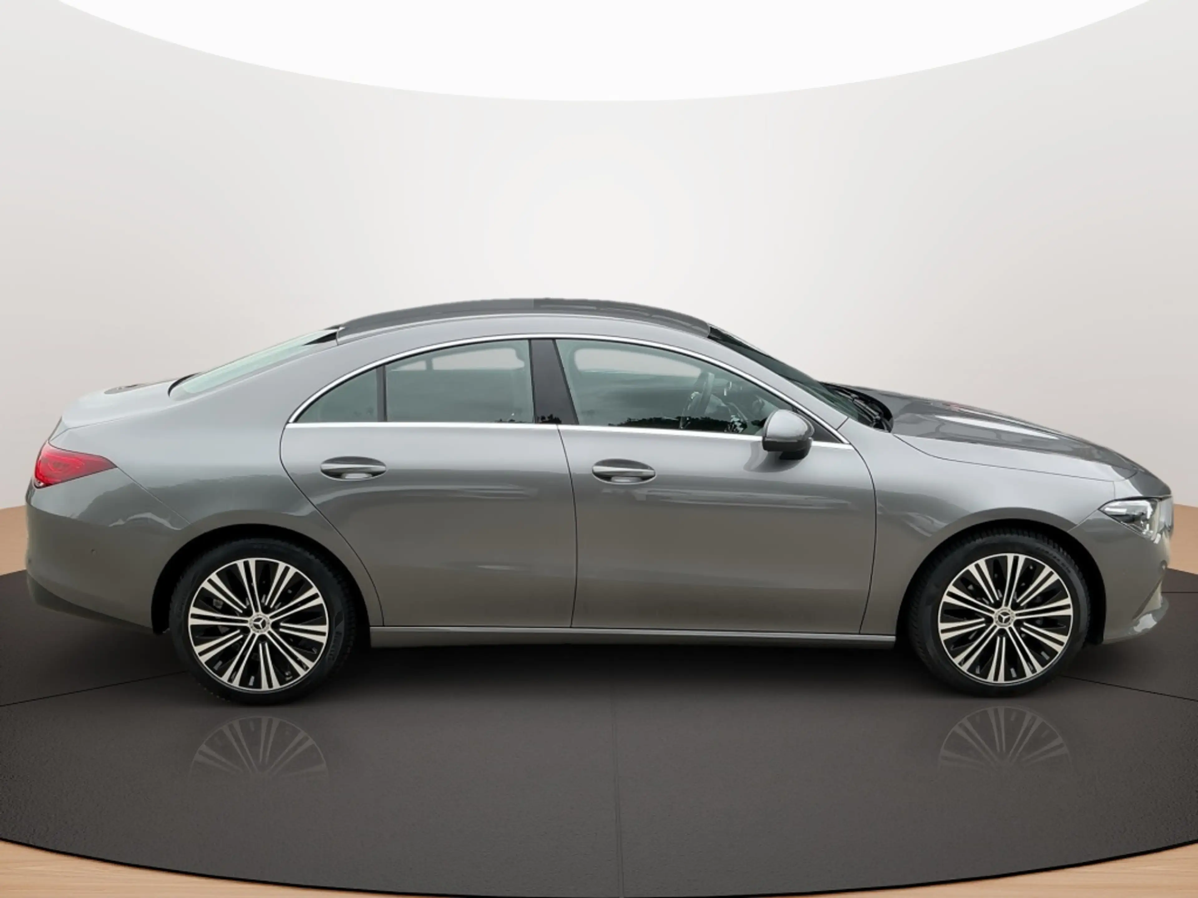 Mercedes-Benz CLA 180 Coupé PROGRESSIVE SPUR PDC SHZ — photo 6