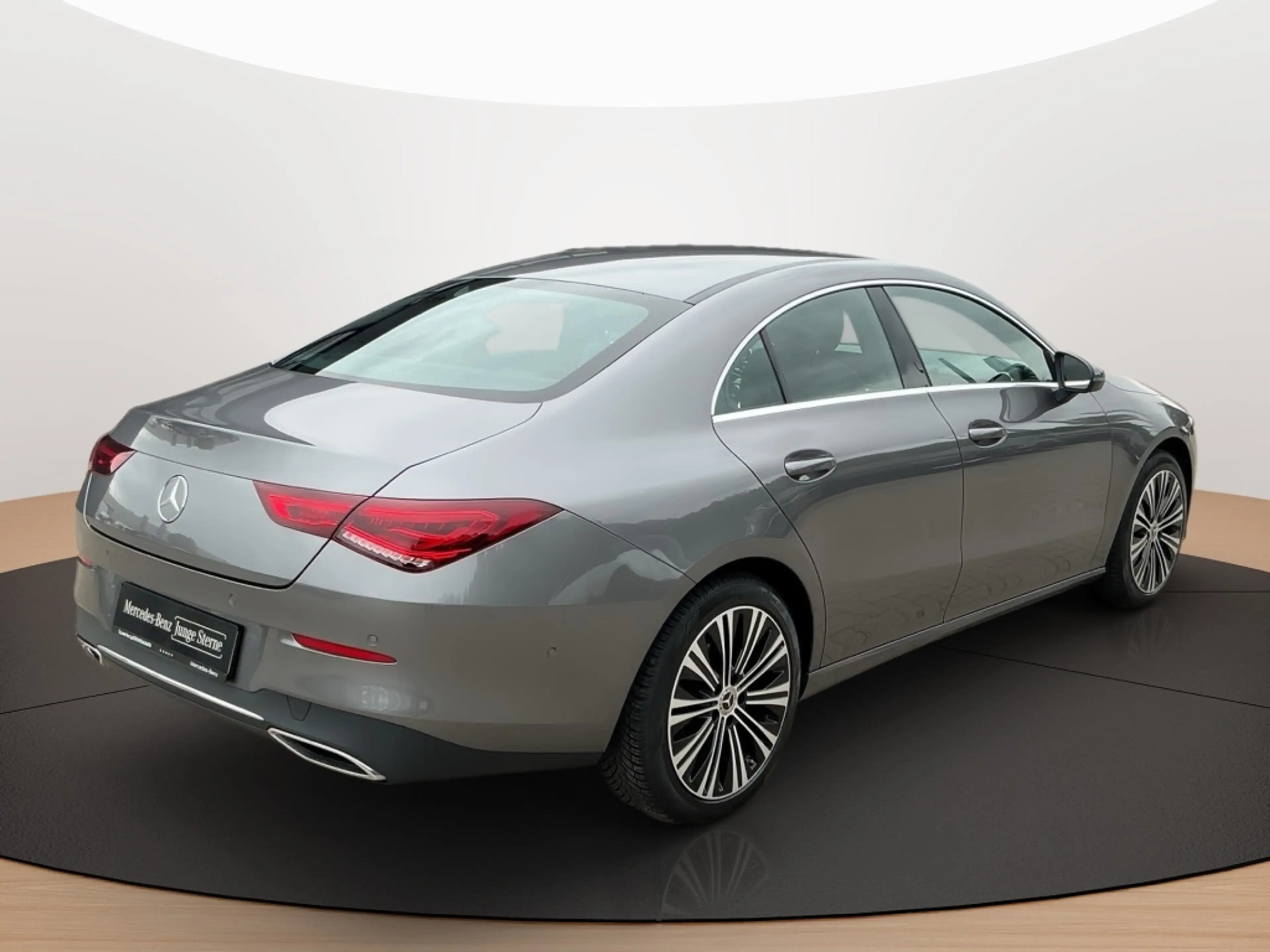 Mercedes-Benz CLA 180 Coupé PROGRESSIVE SPUR PDC SHZ — photo 7