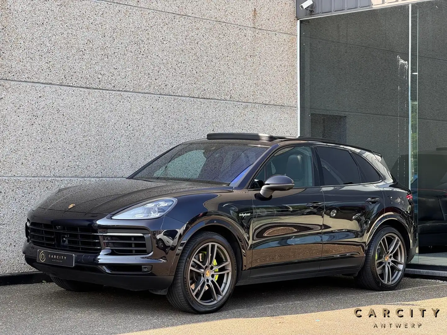 Porsche Cayenne 3.0i V6 PHEV Tiptronic S | PANO | BURMESTER | ACC Zwart - 1
