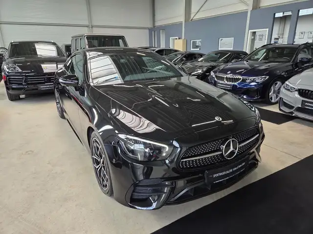 Mercedes-Benz E-Class view 7