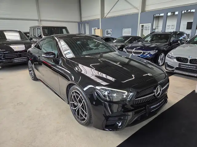 Mercedes-Benz E-Class view 8