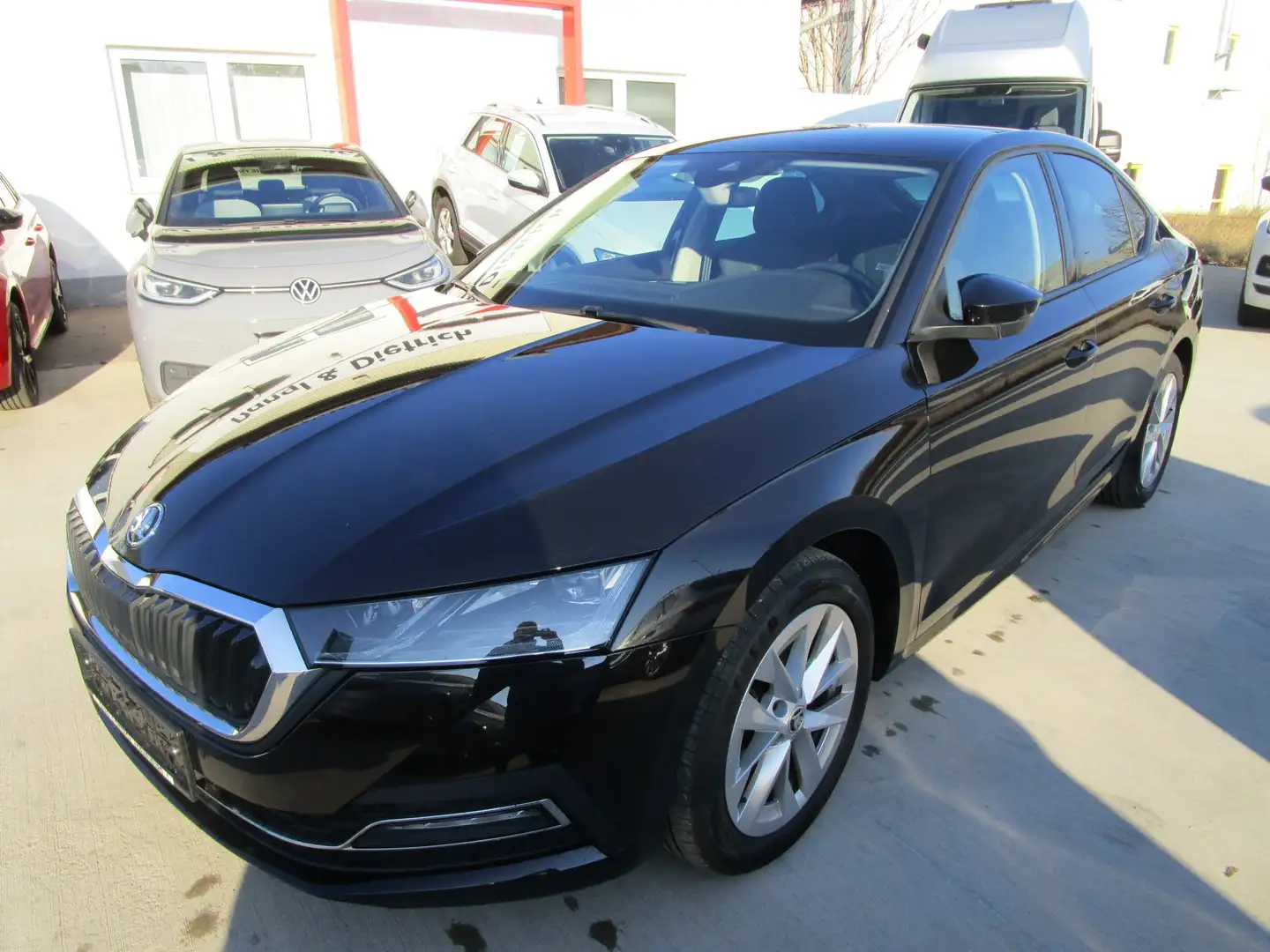 Skoda Octavia Style Schwarz - 1