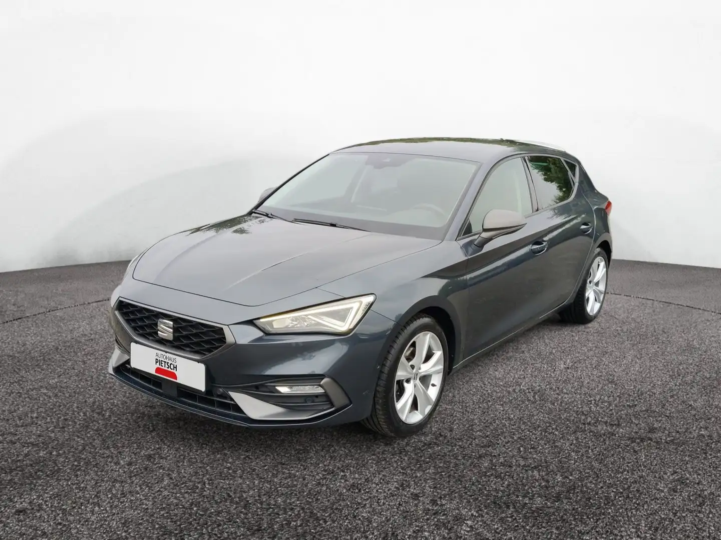 SEAT Leon 1.5 TSI FR-Line Grau - 2