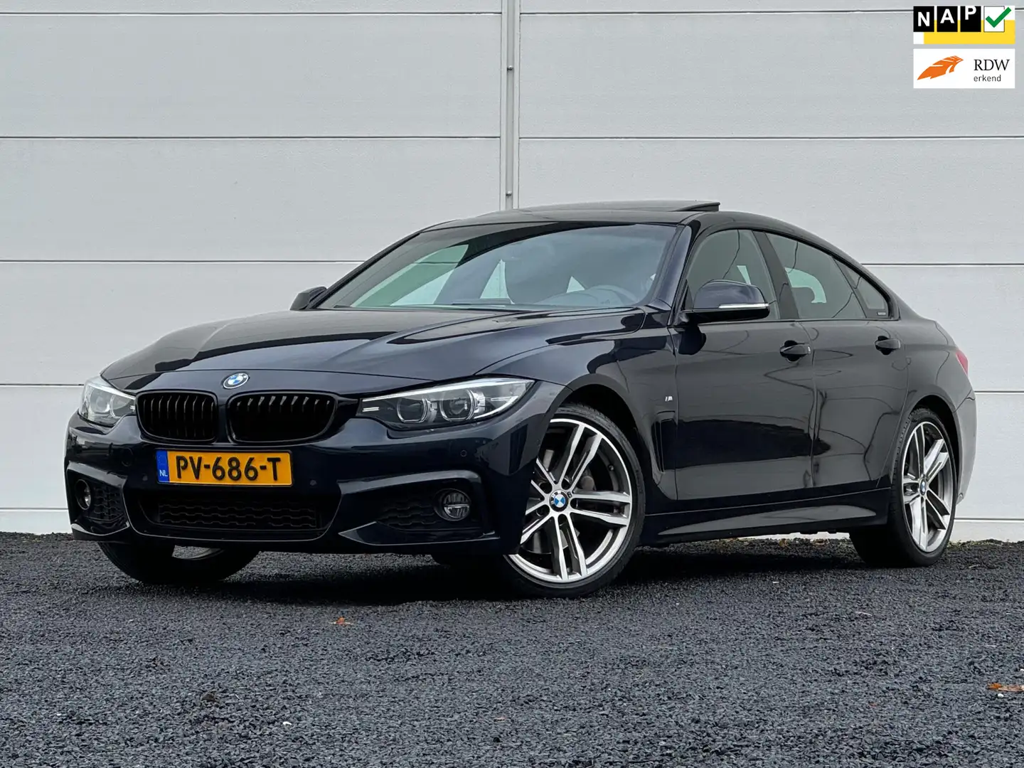BMW 440 4-serie Gran Coupé 440i High Exe M-Sport Org NL Pa Zwart - 1