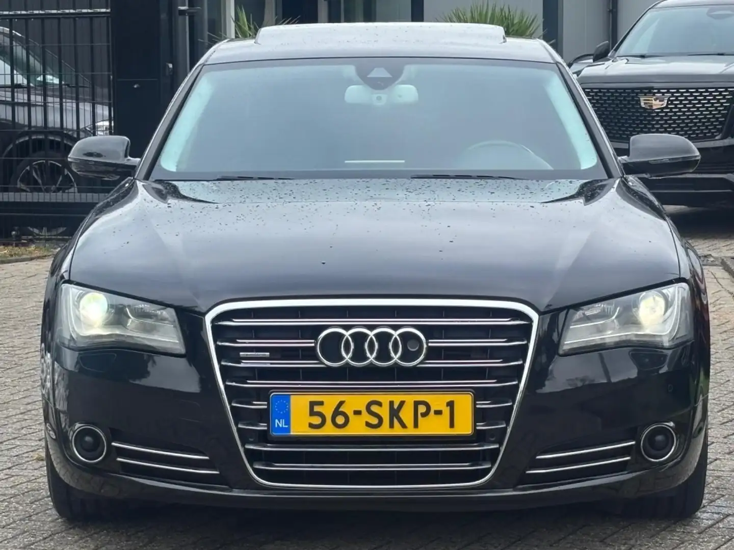 Audi A8 4.2 FSI Quattro 2011 Schuifdak Youngtimer Zwart - 2