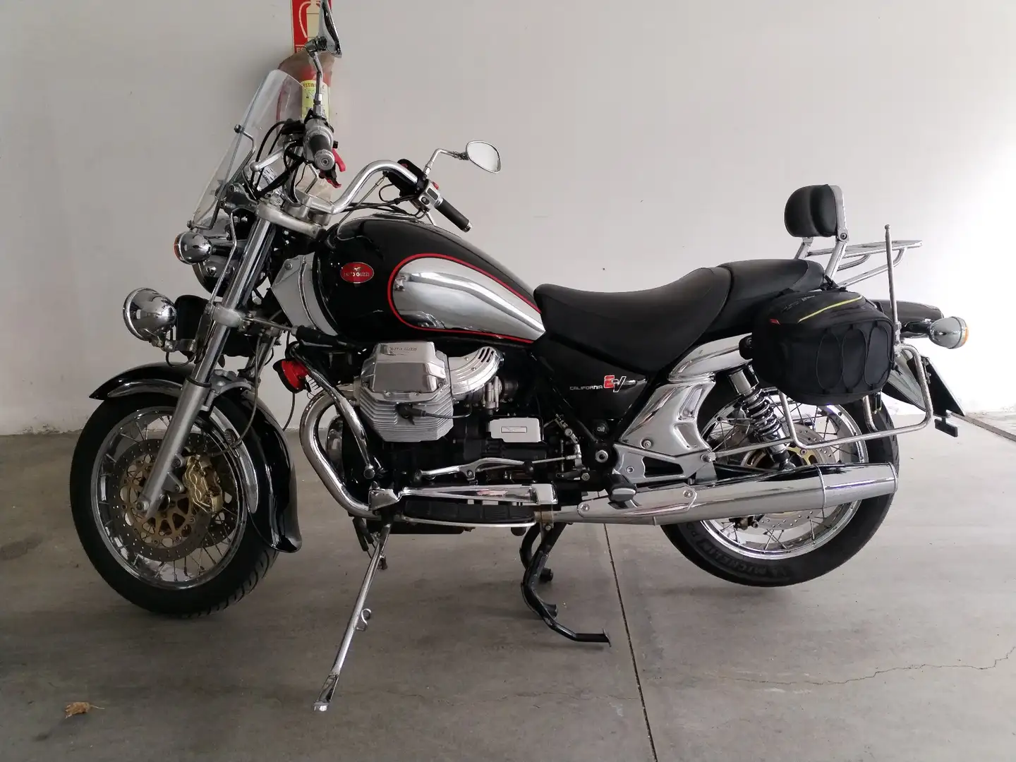 Moto Guzzi California 1100 EV PI TOURING Negru - 1