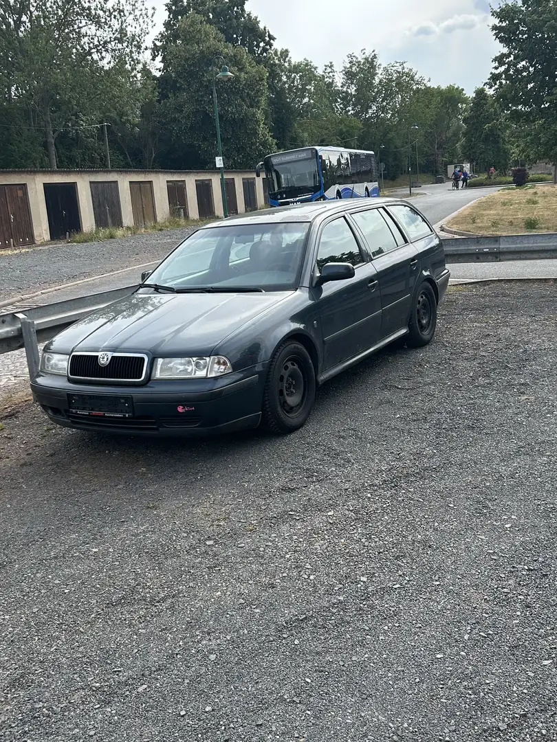 Skoda Octavia 1.8 T Combi SLX - 1