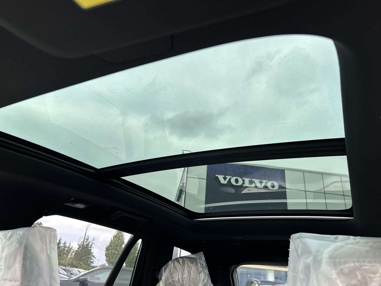 2026 Volvo XC90 Plus 7-Seater (Dark Theme) Protection Package | Ha thumb 30