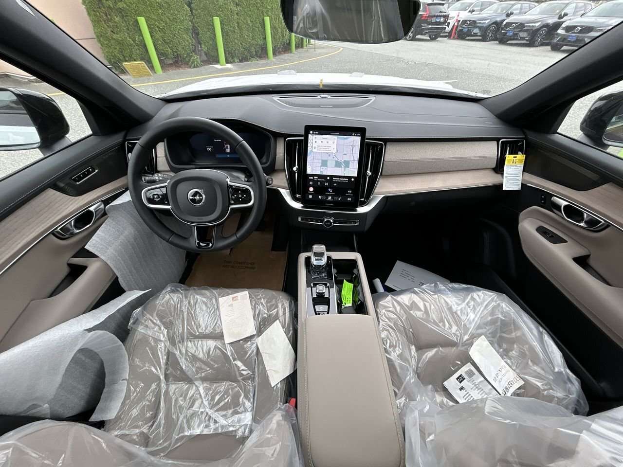 2026 Volvo XC90 Plus 7-Seater (Dark Theme) Protection Package | Ha thumb 27
