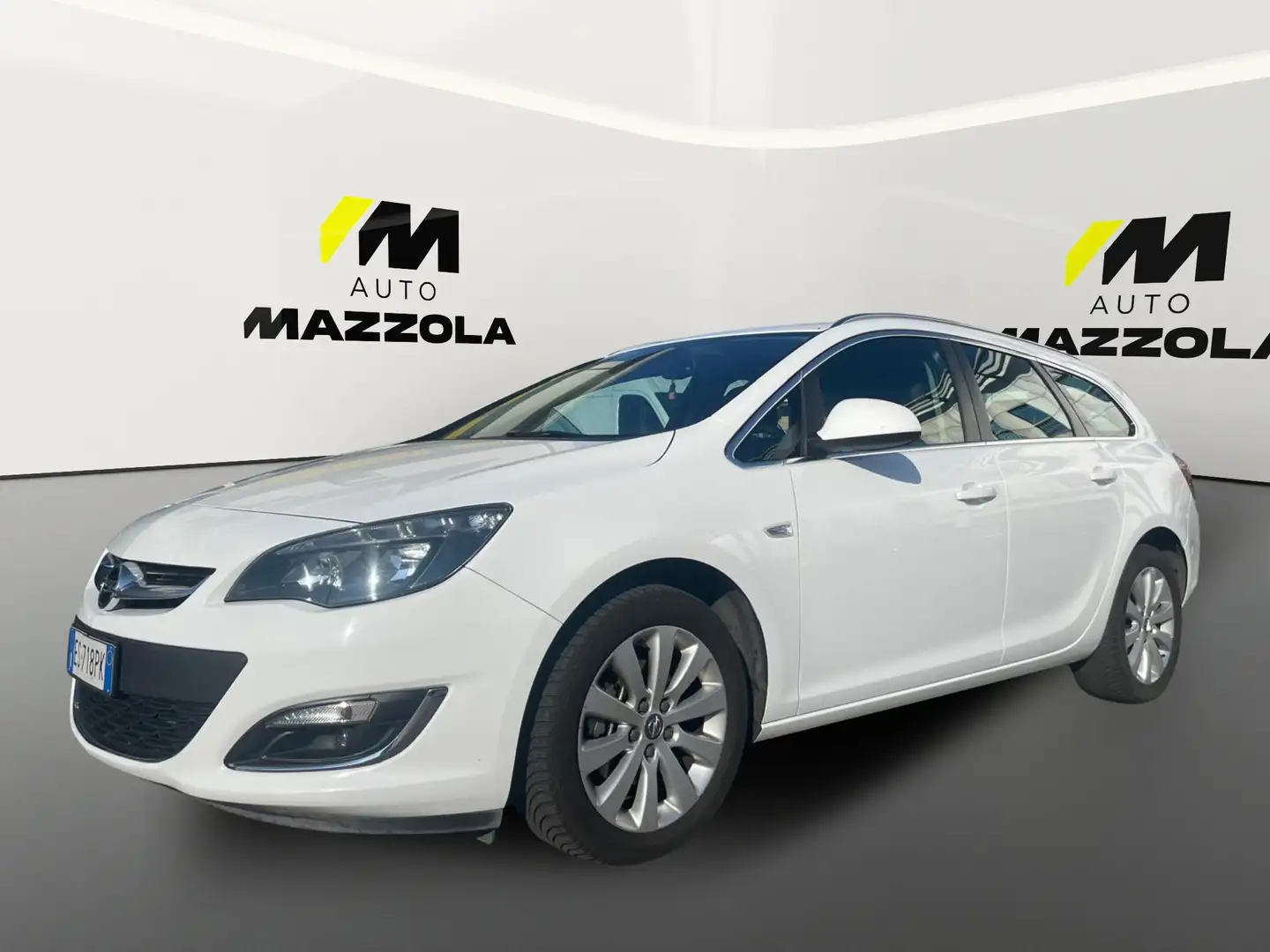 Opel Astra Sports Tourer 1.7 MT6 cdti Cosmo 110cv *UNICOPRO* Bianco - 2