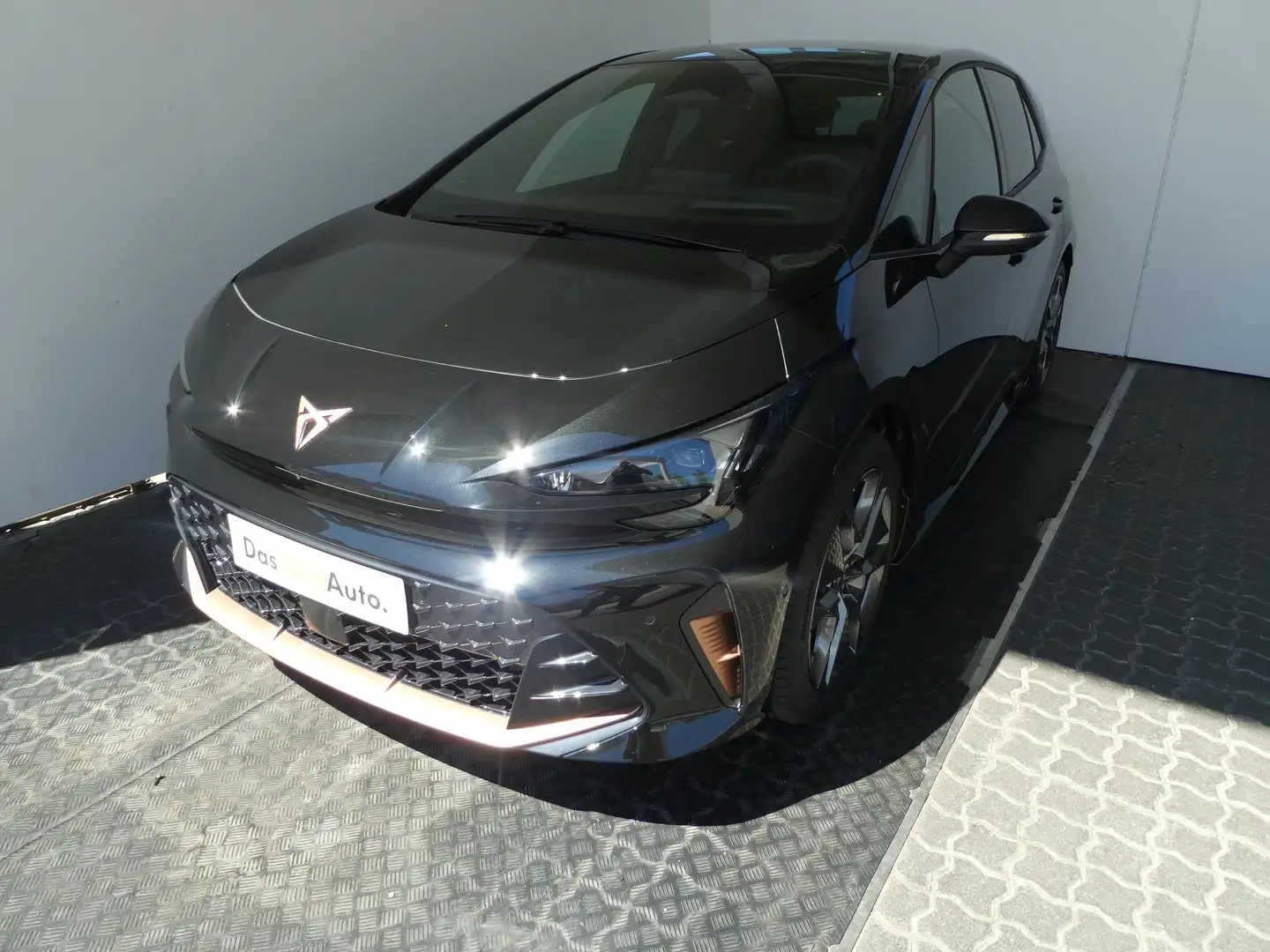 CUPRA Born PLUS 58/61 140kW/190PS Schwarz - 1