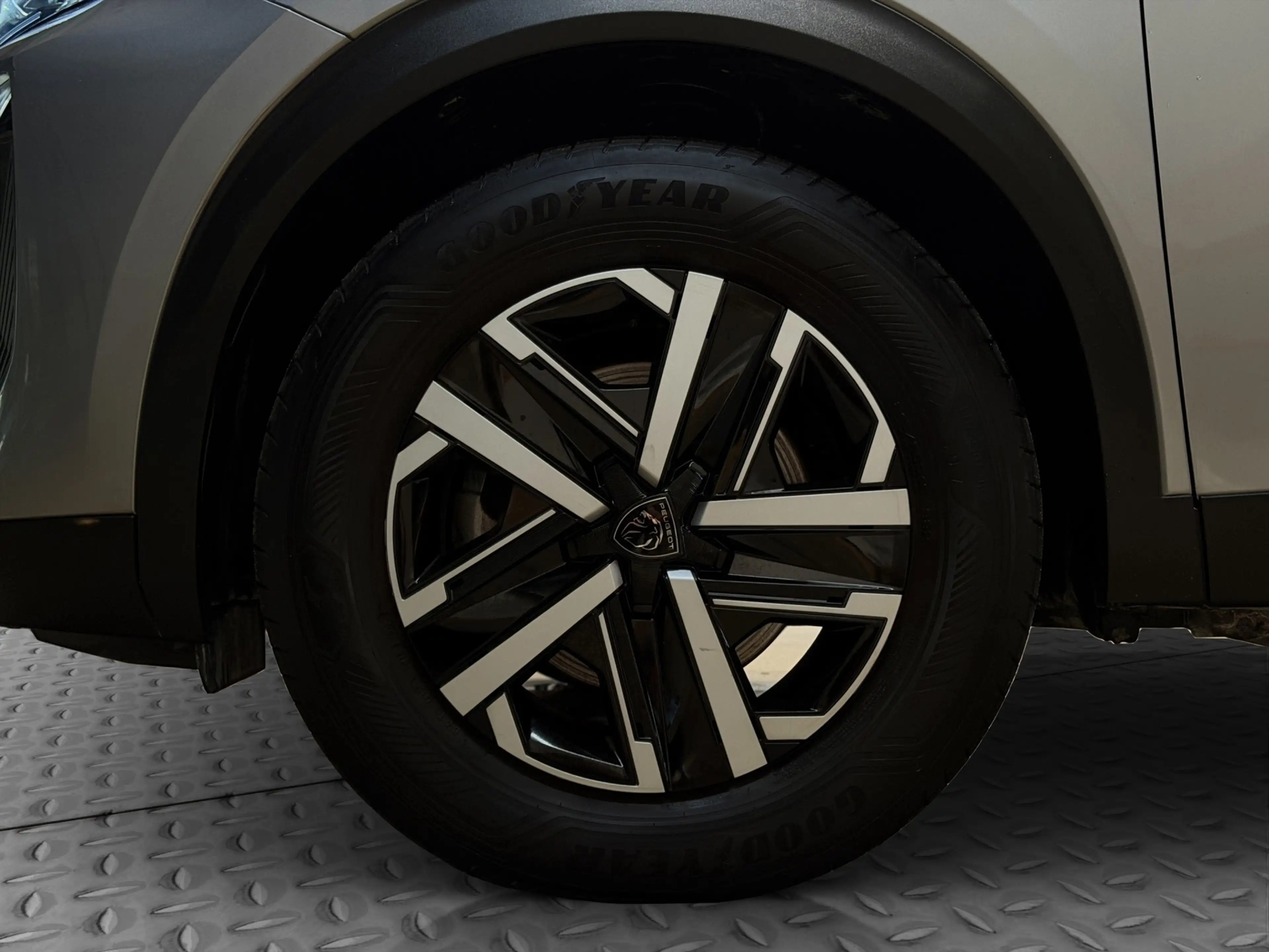 Peugeot 2008 1.2 Hybrid 136 Style|Automaat|Cruise Control|Carpl — photo 7