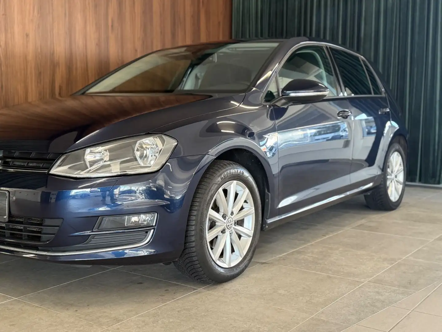 Volkswagen Golf VII°Klima°Navi°PDC°S-Heft°Tempo°SHZ°Klima Blau - 2