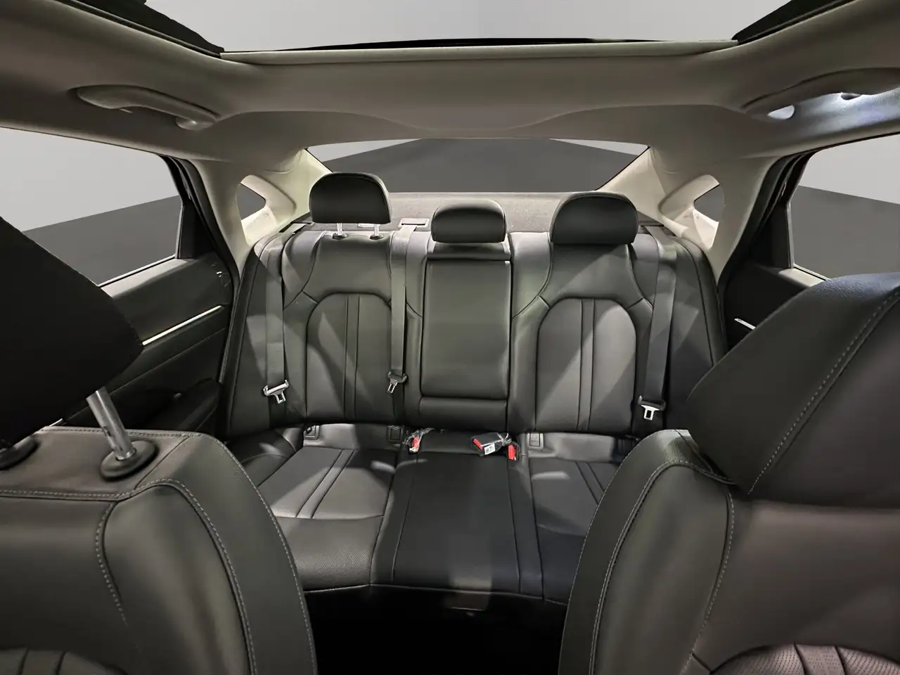 Hyundai SONATA снимка Hyundai SONATA