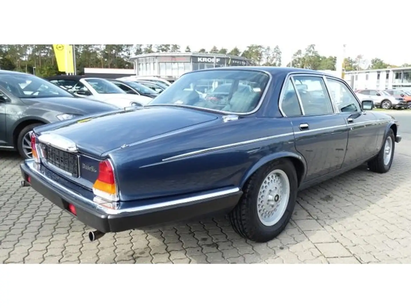 Jaguar XJ 5.3 Daimler Klima Schiebedach Leder LHD Blauw - 2