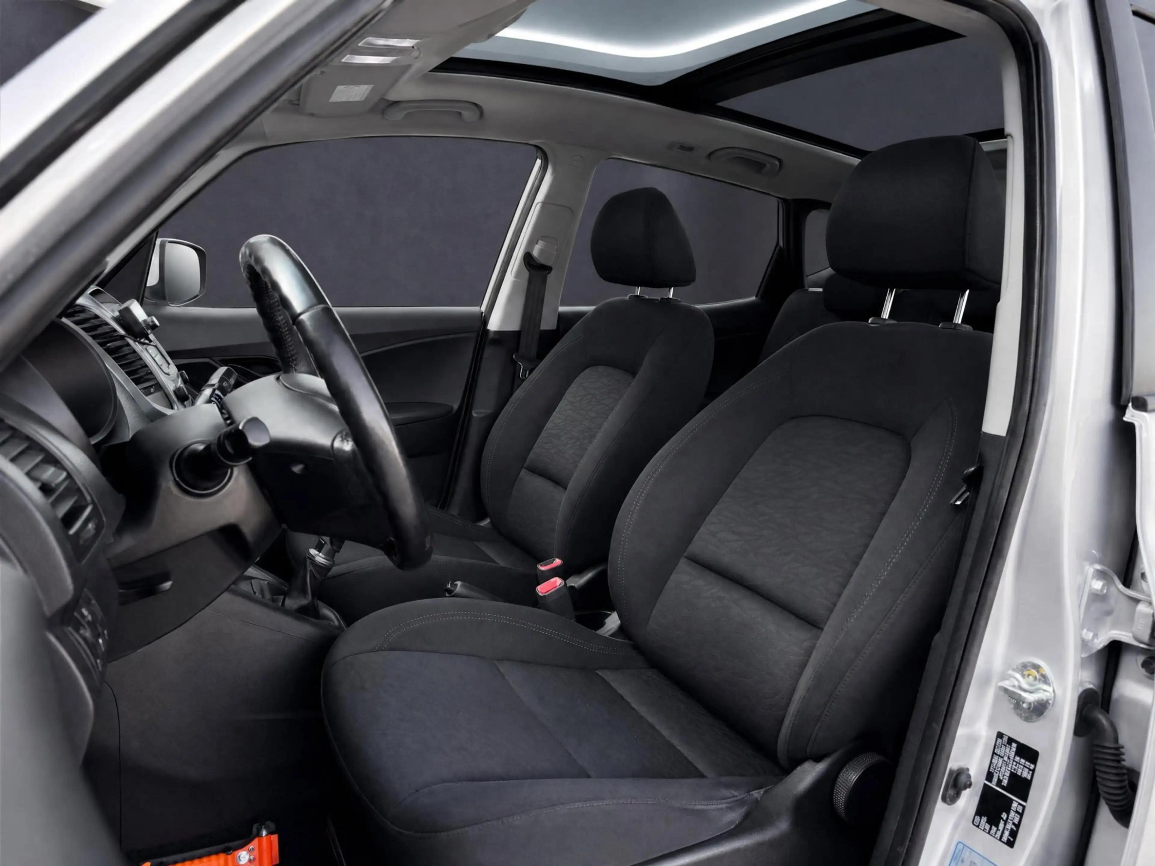 Hyundai iX20 1.4i i-Vision met Panorama dak !!! Trekhaak !!! Cl — photo 11