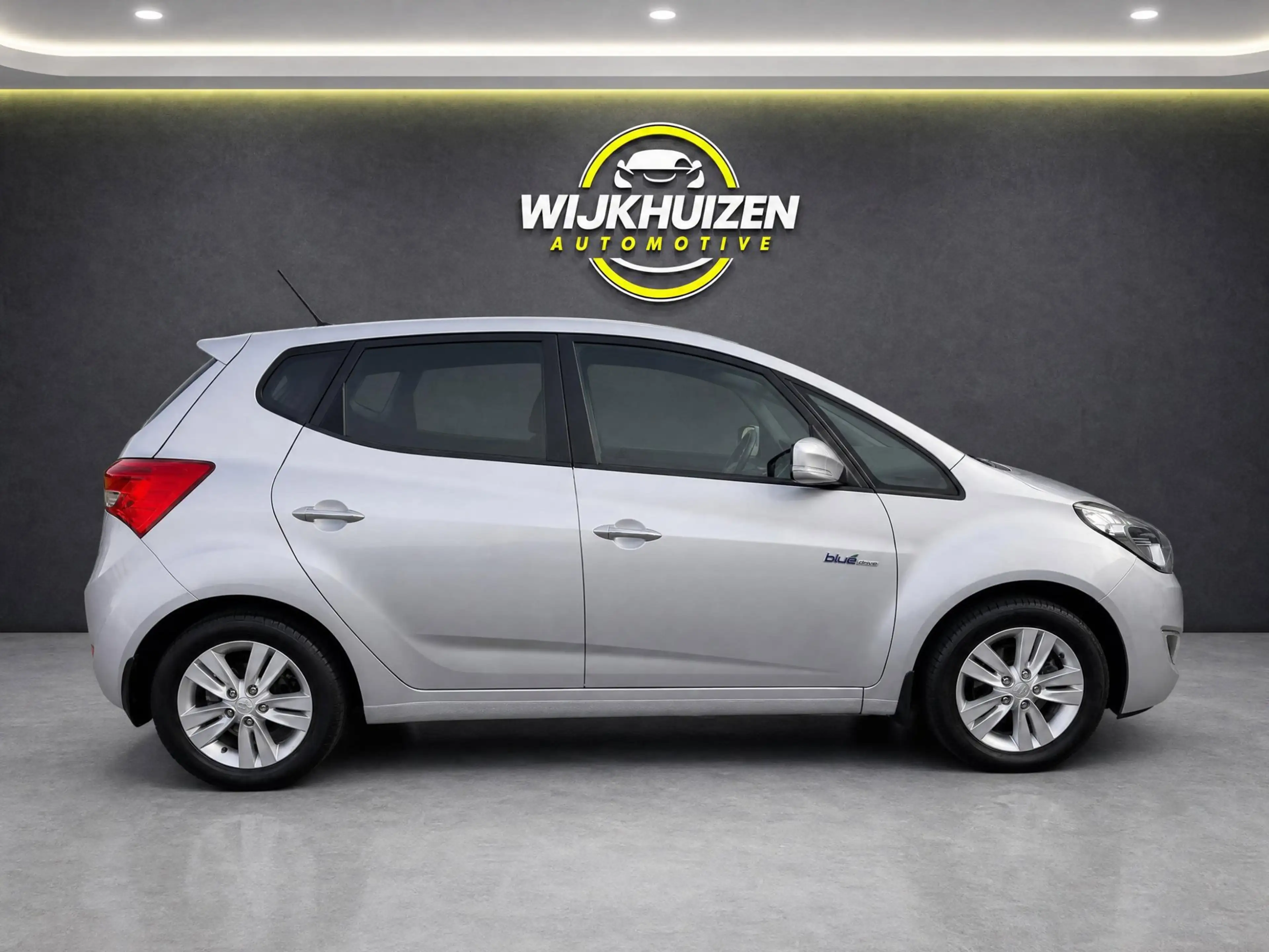 Hyundai iX20 1.4i i-Vision met Panorama dak !!! Trekhaak !!! Cl — photo 3