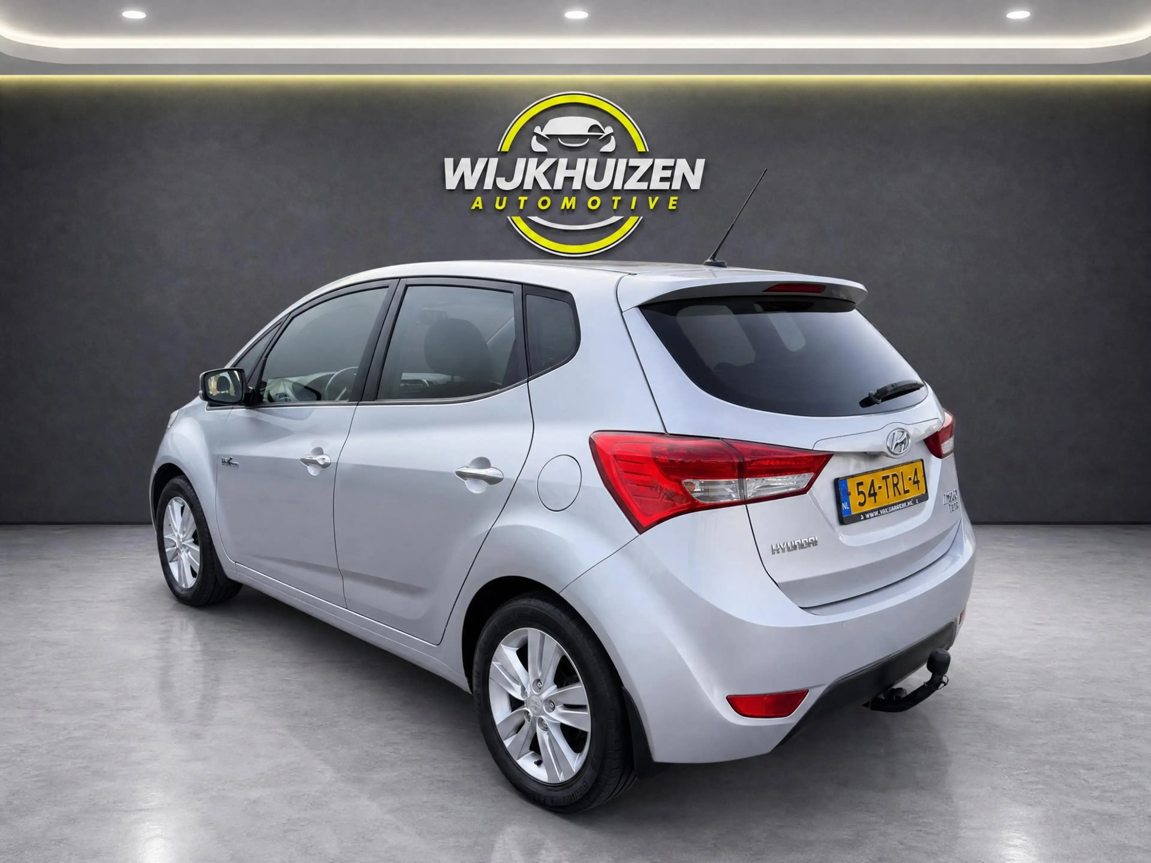 Hyundai iX20 1.4i i-Vision met Panorama dak !!! Trekhaak !!! Cl — photo 6