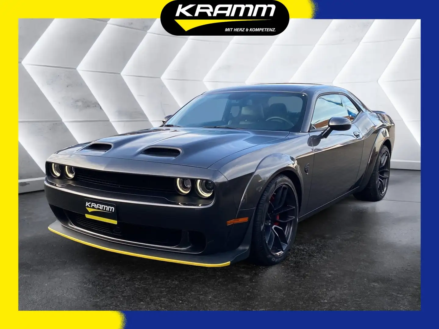 Dodge Challenger SRT Hellcat WIDEBODY Sportp. LED PDC Grau - 1