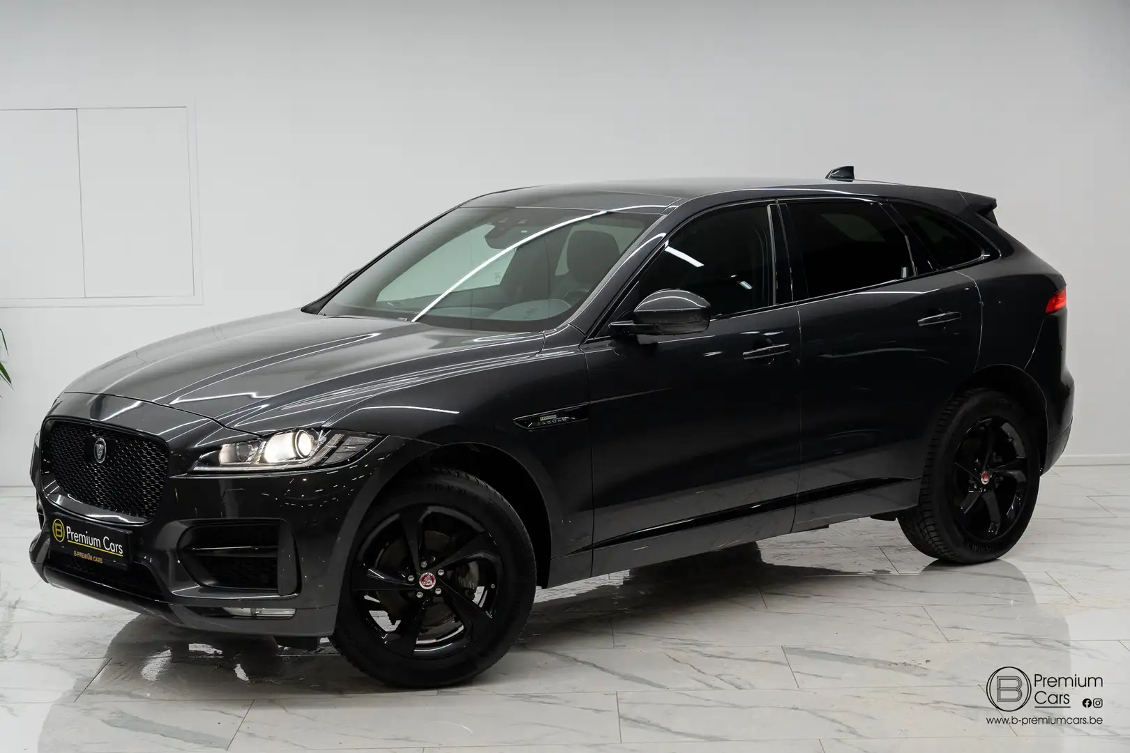 Jaguar F-Pace 20d R-Sport! Acc, Pano, Led, Virtual dash, Full! Grijs - 2